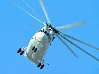 На архипелаге Шпицберген потерпел крушение российский вертолет МИ8, принадлежащий тресту "Арктикуголь"
