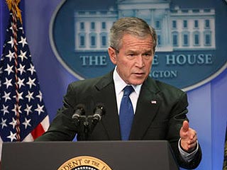 Буш отправляется в большое турне по Европе
