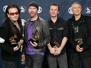 Компания Live Nation Inc сообщила, что подписала 12-летний контракт с ирландской группой U2