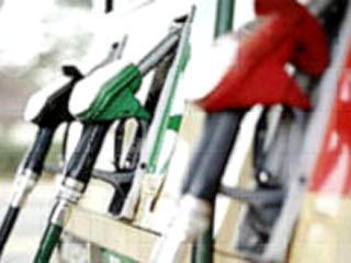 Парламентский конфликт в Японии вызвал падение цен на бензин: граждане рады, правительство озадачено
