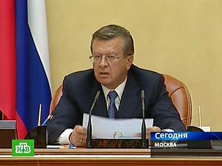 В четверг на заседании правительства премьер-министр Виктор Зубков жестко раскритиковал деятельность Минпромэнерго
