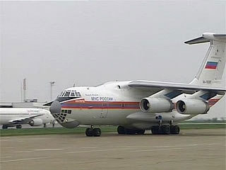 Третий самолет МЧС РФ доставил в Белград гуманитарную помощь - 40 тонн риса