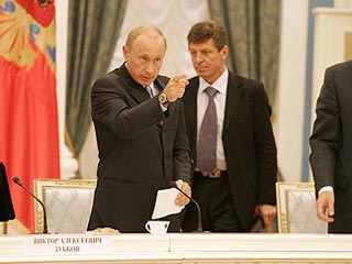 "Путинская вертикаль власти" становится тверже: Путин и Козак будут выявлять неугодных губеранторов, составляя рейтинг
