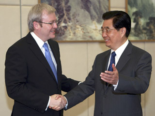 На встрече с прибывшим в Китай премьер-министром Австралии Кевином Радом, китайский руководитель Ху Цзиньтао отметил, что Тибет - внутреннее дело Китая