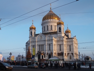 РПЦ просит украшать Москву в Новый год так, чтобы радовались не только католики, но и православные