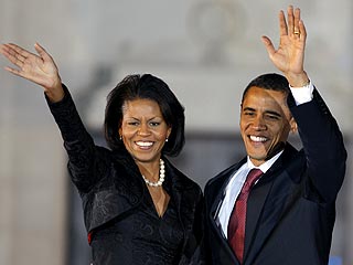 Статус кандидата в президенты США помог Бараку Обаме и его жене заработать 4,2 млн долларов за год         