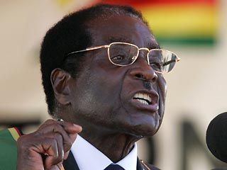 Президент Зимбабве Роберт Мугабе выступил с осуждающей речью в адрес Великобритании, заявляя, что Лондон пытался подкупить население страны деньгами