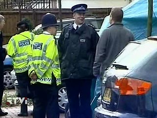 Британская полиция в субботу произвела третий за последние два дня контролируемый взрыв в городе Бристоле на юго-западе Англии