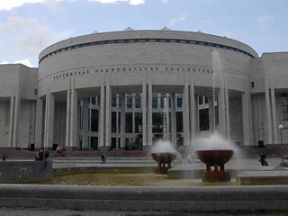 Деятели культуры в официальном заявлении потребовали остановить реконструкцию Российской национальной библиотеки