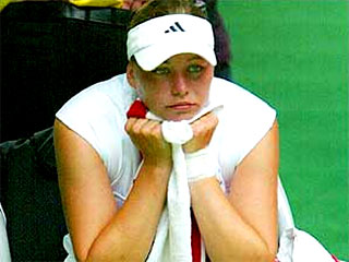 23-летняя российская теннисистка Вера Звонарева призналась в интервью отечественным СМИ, что в прошлом году думала о завершении своей игровой карьеры