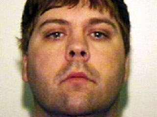 В США осужден бывший морпех уроженцу штата Мичиган Тоби Студебейкер, соблазнивший 12-летнюю британку по интернету