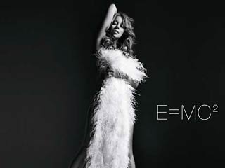 Новый альбом певицы Мэрайи Кэри "E=MC2" поставил рекорд продаж в этом году