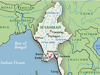 В Мьянме в связи с ураганом введено чрезвычайное положение