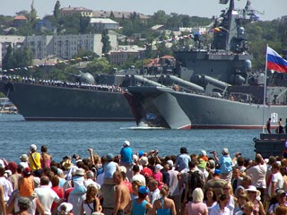 Торжества, посвященные 225-ой годовщине Черноморского флота, пройдут в Севастополе в воскресенье