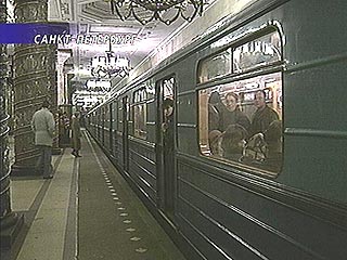 Питерские бизнесмены готовы ездить в метро в VIP-вагонах 