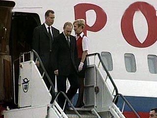 Свою первую рабочую поездку в новом качестве премьер-министр Путин начинает в Санкт-Петербург и Северо-Западный федеральный округ