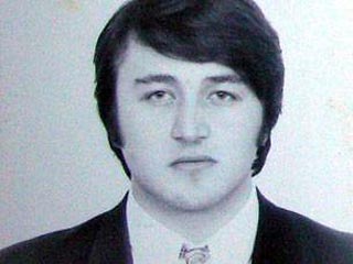 Непосредственный исполнитель убийства Анны Политковской Рустам Махмудов объявлен в международный розыск, ему заочно предъявлено обвинение
