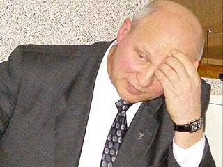 Белорусскому оппозиционеру Козулину вместо освобождения власти предложили "тайное бегство