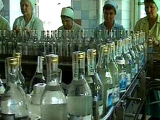 Россия за четыре первых месяца 2008 года на 2% снизила производство водки и ликероводочной продукции в сравнении с годом прошлым