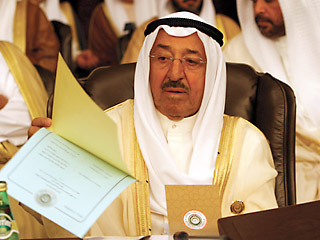 Эмир Кувейта шейх Сабах аль-Ахмед ас-Сабах принял отставку правительства