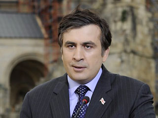 Саакашвили возводит "Пик нечеловечности". В обстреле грузинских автобусов обвинили Россию