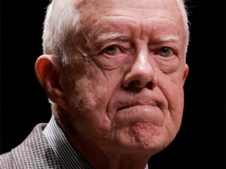 Сам бывший президент, Джимми Картер официально не поддержал ни одного из претендентов Демократической партии