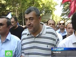 Оппозиция Грузии в День независимости предъявила Саакашвили ультиматум - признать фальсификацию итогов выборов
