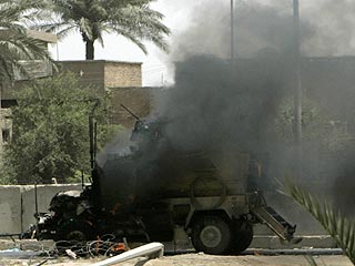 В Багдаде смертник атаковал патруль НАТО: шесть погибших, включая двух полицейских