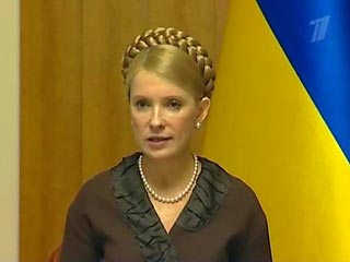 Премьер-министр Украины Юлия Тимошенко заявила, что, если пропрезидентский блок "Наша Украина - Народная самооборона" создаст в парламенте широкую коалицию с оппозиционной Партией регионов, она уйдет в отставку