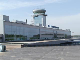 Решение о взыскании в госсобственность принадлежащего "Ист Лайну" аэровокзального комплекса Домодедово оставил в силе кассационный суд Московского округа