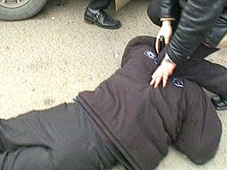 Москвичи, выслеживая поджигателя машин, поймали киллера