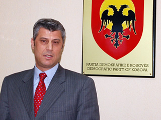 В Косово группа вооруженных людей попыталась атаковать дом премьер-министра Хашима Тачи в пригороде Приштины