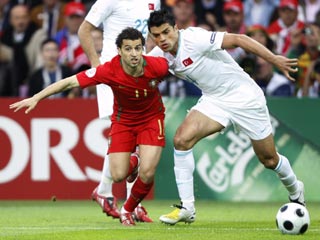 Во втором матче ЧЕ-2008 встретились сборные Португалии и Турции