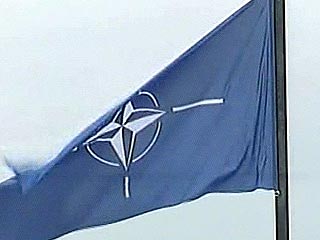 Страны НАТО в Брюсселе решают вопросы безопасности в Косово и Афганистане