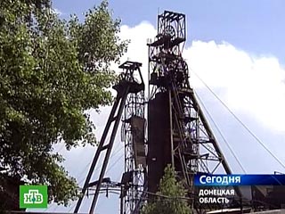 На шахте имени Карла Маркса (Енакиево, Донецкая область) ищут 12 горняков, которые оказались заблокированными под землей в результате взрыва газо-воздушной смеси 8 июня