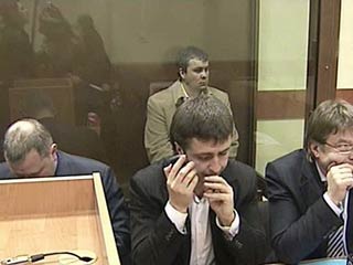 Останкинский суд Москвы продлил до 23 сентября срок содержания под стражей бизнесменам Владимиру Некрасову и Сергею Шнайдеру