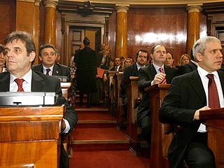 Парламентарии сербской Скупщины не выбрали спикера