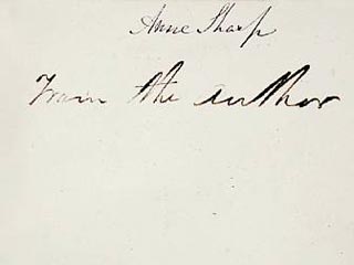 Книга, подписанная рукой Остин для ее подруги и гувернантки детей ее брата Анны Шарп, была куплена коллекционером по телефону