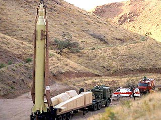 Близкие к Ирану источники сообщили в среду, что корпуса Стражей исламской революции (КСИР) нацелили ракеты дальнего радиуса действия на ряд стратегических объектов в Израиле