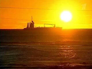 МИД России в четверг подтвердил информацию об освобождении пиратами накануне вечером голландского судна Amiya Scan и его экипажа, в состав которого входят четверо россиян