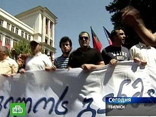 У грузинской оппозиции после проигрыша на выборах вообще не было планов идти в парламент