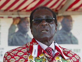 Оппозиция в ЮАР считает, что президент Зимбабве Роберт Мугабе должен быть отдан под суд Международного уголовного трибунала