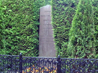 В Копенгагене осквернили могилу знаменитого сказочника Ганса Христиана Андерсена 