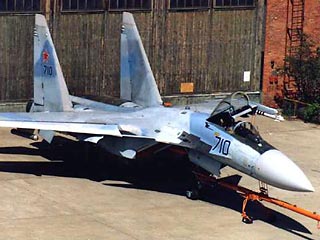 Серийные поставки истребителя нового поколения "Су-35" запланированы в 2010-2011 годах