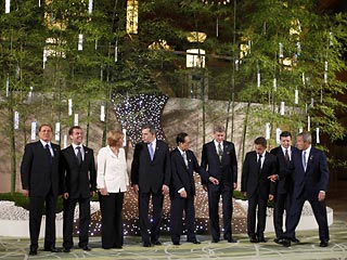 The Washington Post: саммит G8 нужно сократить до G3, пресс-релизы его членов ничего не решают