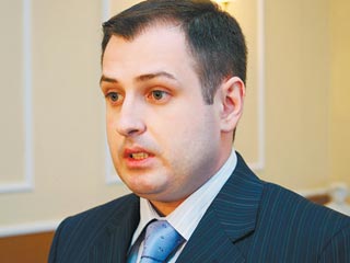 Уголовное дело в отношении экс-мэра Тамбова Максима Косенкова, его водителя и еще одного фигуранта направлено в суд