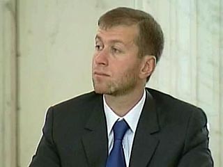 Депутаты Думы Чукотского автономного округа попросили Романа Абрамовича, ранее занимавшего пост главы региона, стать депутатом и возглавить окружную Думу