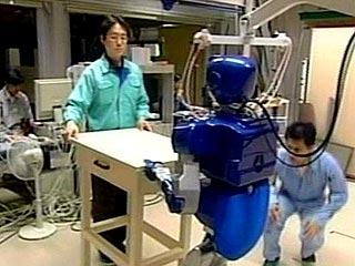 В Японии разработали робота-манекенщицу