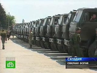 На юге России началась активная фаза второго этапа совместного учения российских войск "Кавказ-2008"
