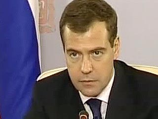 Сделанное накануне заявление президента РФ Дмитрия Медведева о нехватке управленческих кадров подкреплено планами по массовой ротации глав регионов